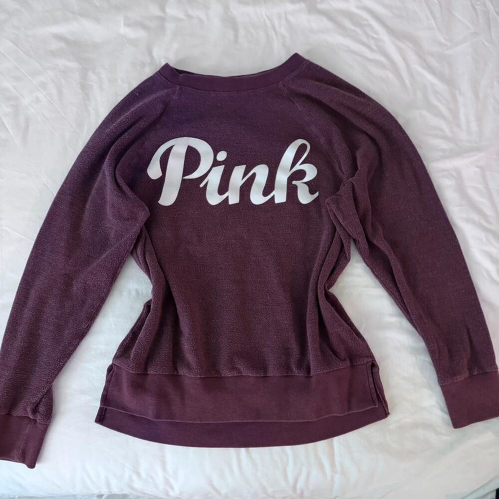 2000s VS Pink Crewneck
